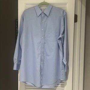 Men’s Brooks Brothers Regent Button Down Size 17 1/2-2/3. Plain Blue long sleeve